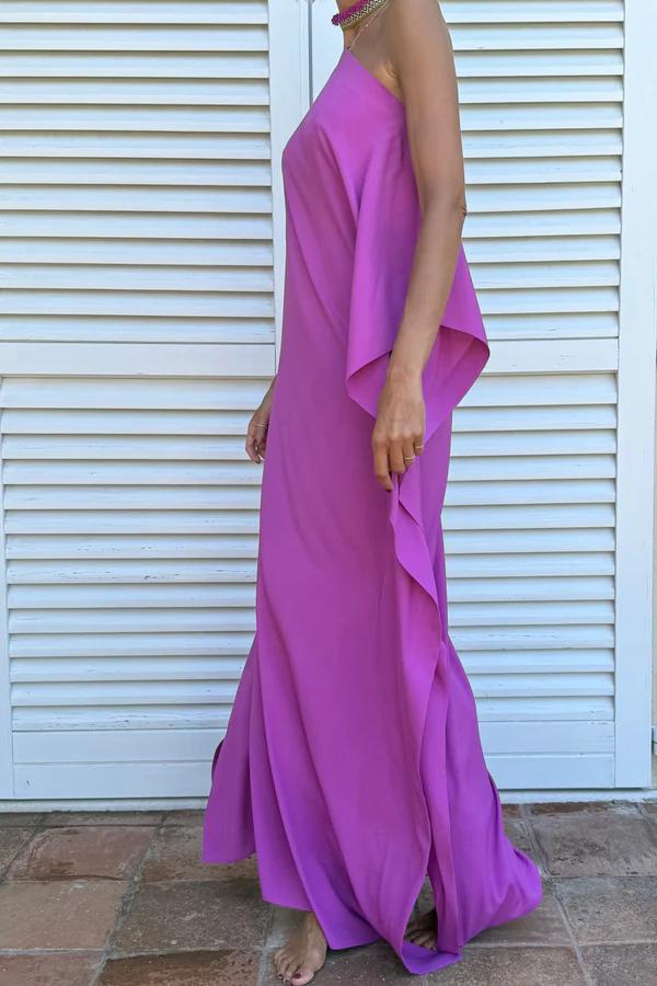 Vloeiende asymmetrische kaftan met ceintuur